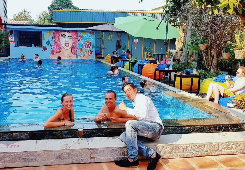 The Flex Hostel Siem Reap Extérieur photo