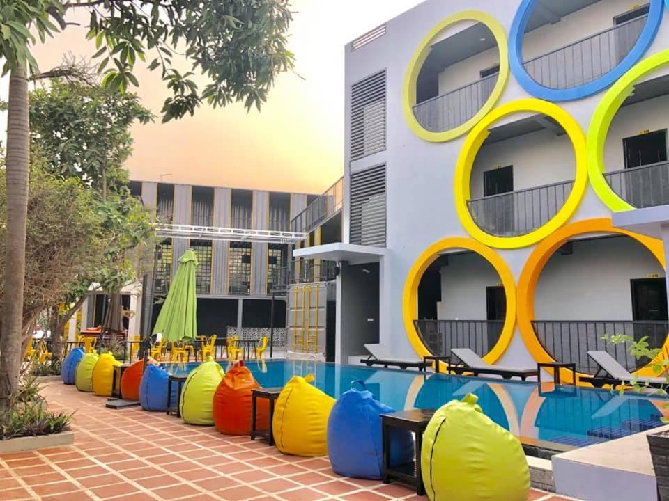 The Flex Hostel Siem Reap Extérieur photo