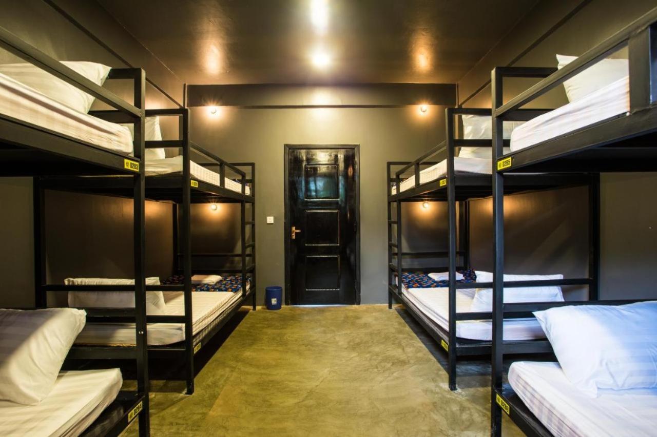 The Flex Hostel Siem Reap Extérieur photo